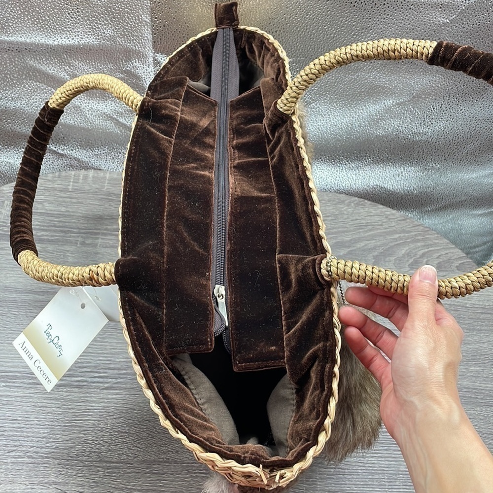 NWT. Anna Cecere Tapy Chery Large Shoulder Hand Bag. - Picture 8 of 11